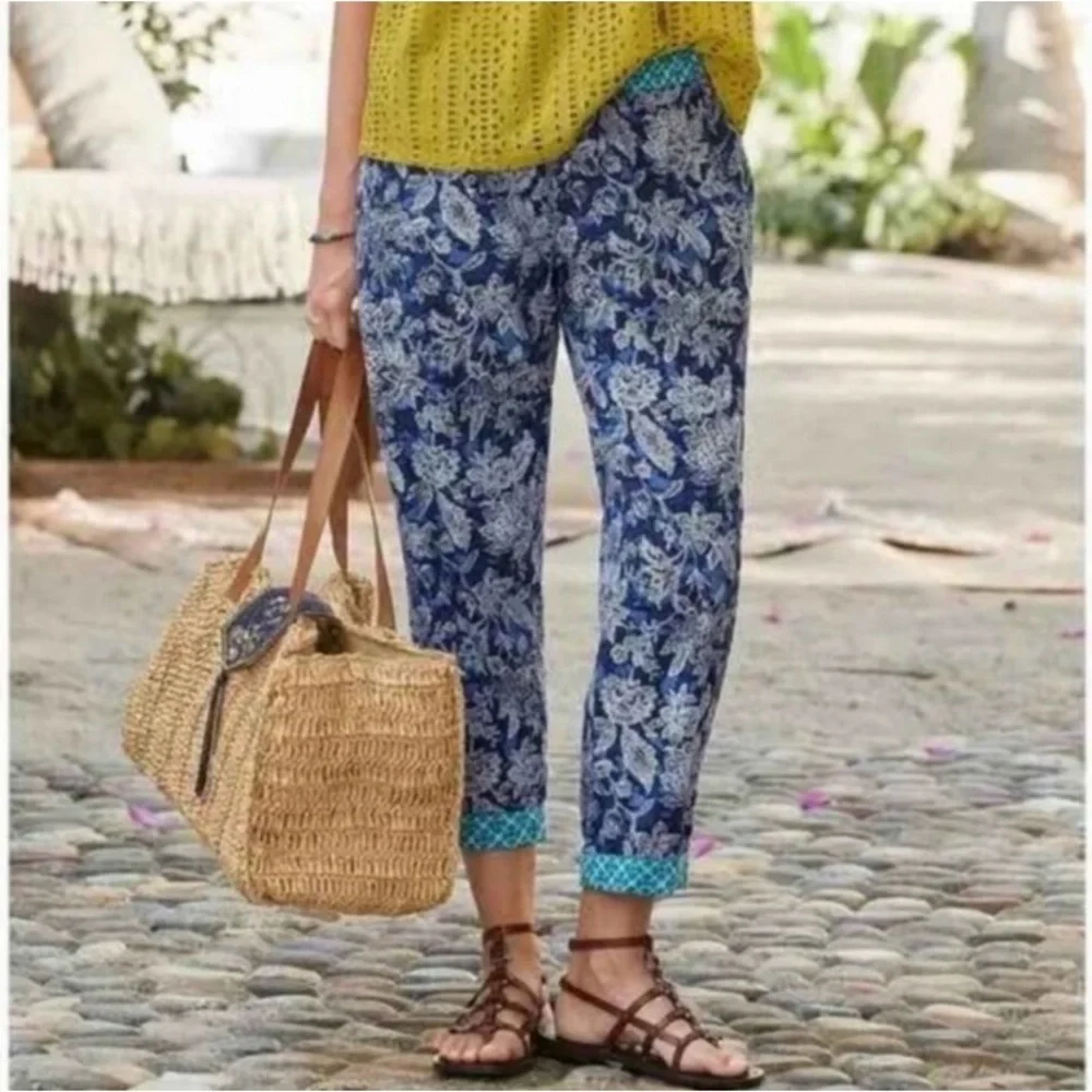 Sundance Blue Floral Cropped Pants - Picture 1 of 4